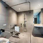 Premier Centre Hotel 3*