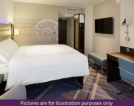 Premier Centre Hotell